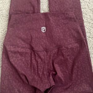 Born Primitive  Embossed Cheetah Print Leggings Size Small